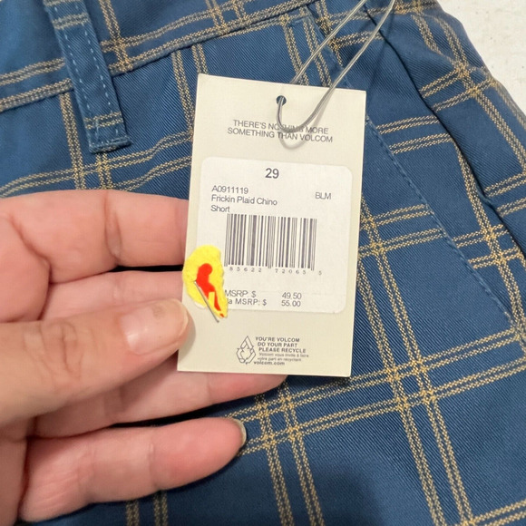 Volcom Shorts Mens 29 Blue‎ Plaid Frickin Chino Skater Streetwear Surfer Beach - Picture 3 of 8